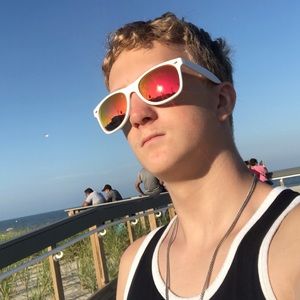 Meet your Posher, Kenny